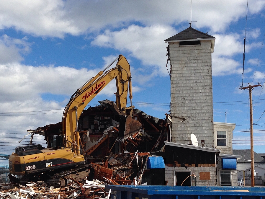 Demolition of the old Hampton Beach Fire Station