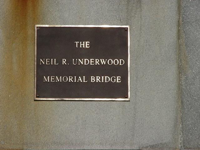 The original bridge plaque on building